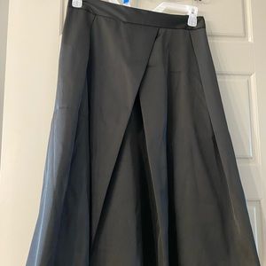 City  chic black satin midi skirt size 24 bnwt